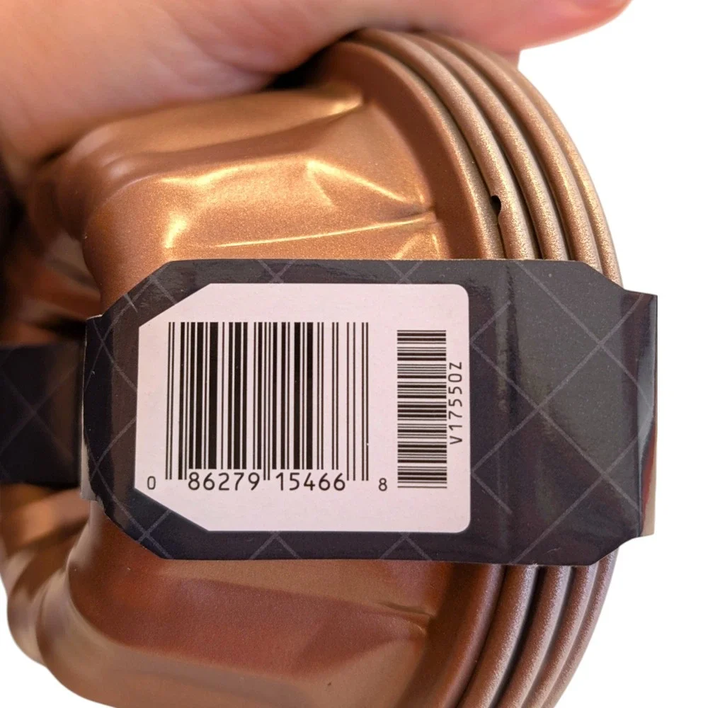 Cuisinart Mini Bundt Pan Set of 4 Non-Stick Bronze Bakeware CMBM-4BNTBZ‎
